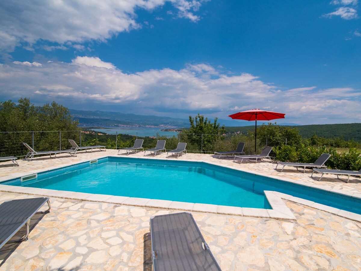 Holiday apartment Angelina mit Meerblick und Pool