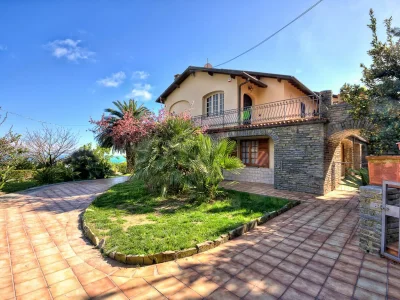 Villa Dei Limoni in San Lorenzo al Mare - Villa