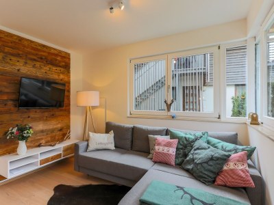 Apartment Modern apartment with garden and mountain views - Features photo 7