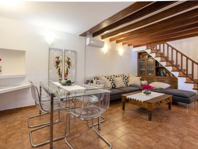 Cottage Can Carels - Features photo 13