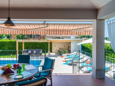 Villa - No title - - Outdoor photo 5