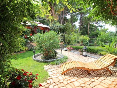 Holiday house Bella at the beach in Poreč - Holiday house