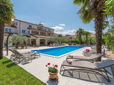 Holiday apartment Paradiso mit Pool 1 in Porec - Holiday apartment