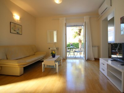Holiday apartment Paradiso mit Pool 1 - Features photo 22