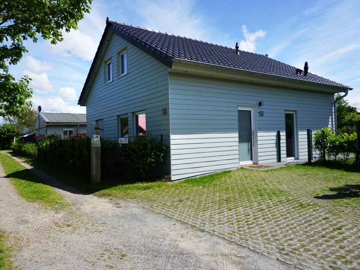 Holiday house De Keizerskroon 16 - Outdoor photo 4