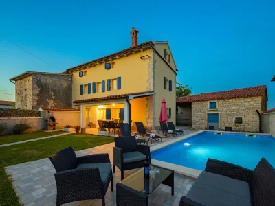 Villa Villa Mikula in Žminj - Villa