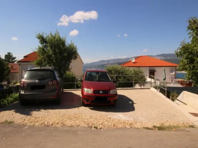 Holiday apartment Kristijan - Outdoor photo 8