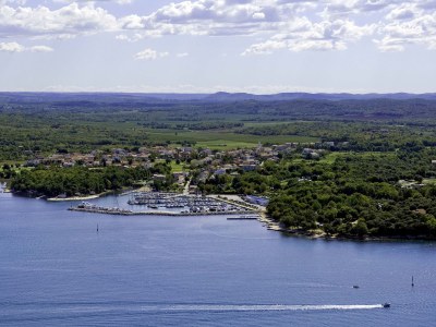 Holiday apartment KLARIC PREMIUM FUNTANA - Environment photo 17