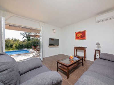 Holiday house Villa Nika - Features photo 15