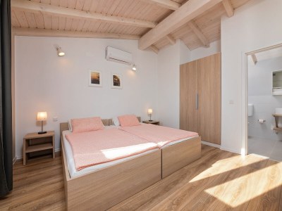 Holiday house Villa Nika - Features photo 19