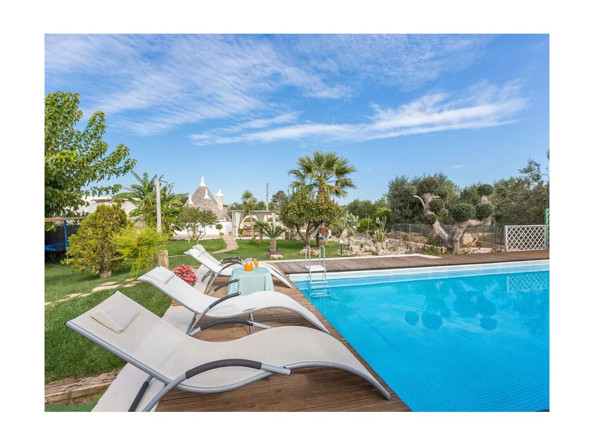 Holiday house Trullo Suenn with pool