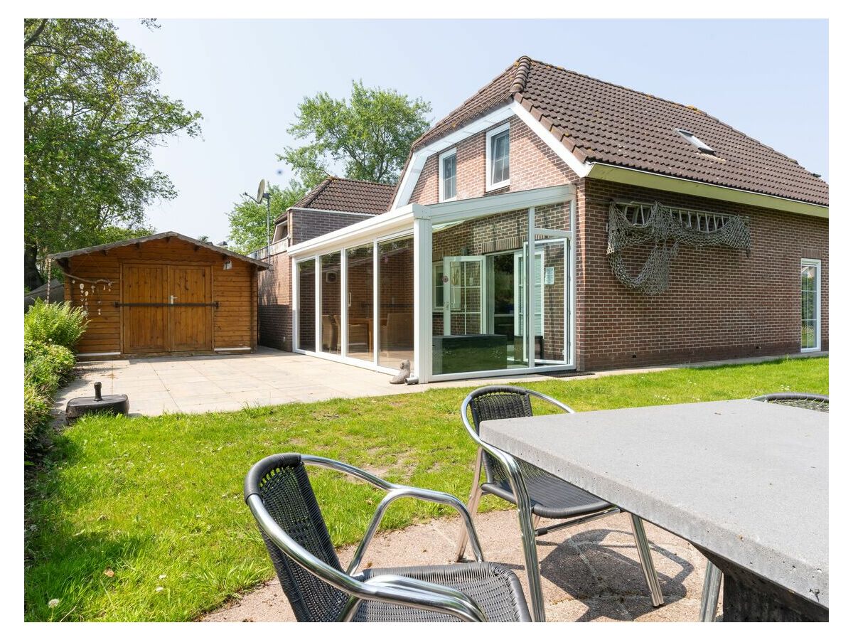 Holiday house Huijsmansverhuur Type Premium de Luxe Plus Mosselbank 117 - Outdoor photo 2