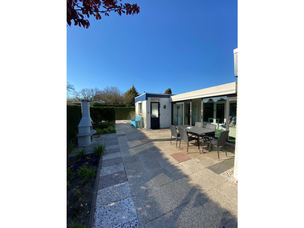 Holiday apartment Huijsmansverhuur Type C Comfort Plus Alexanderpark 202 - Outdoor photo 3