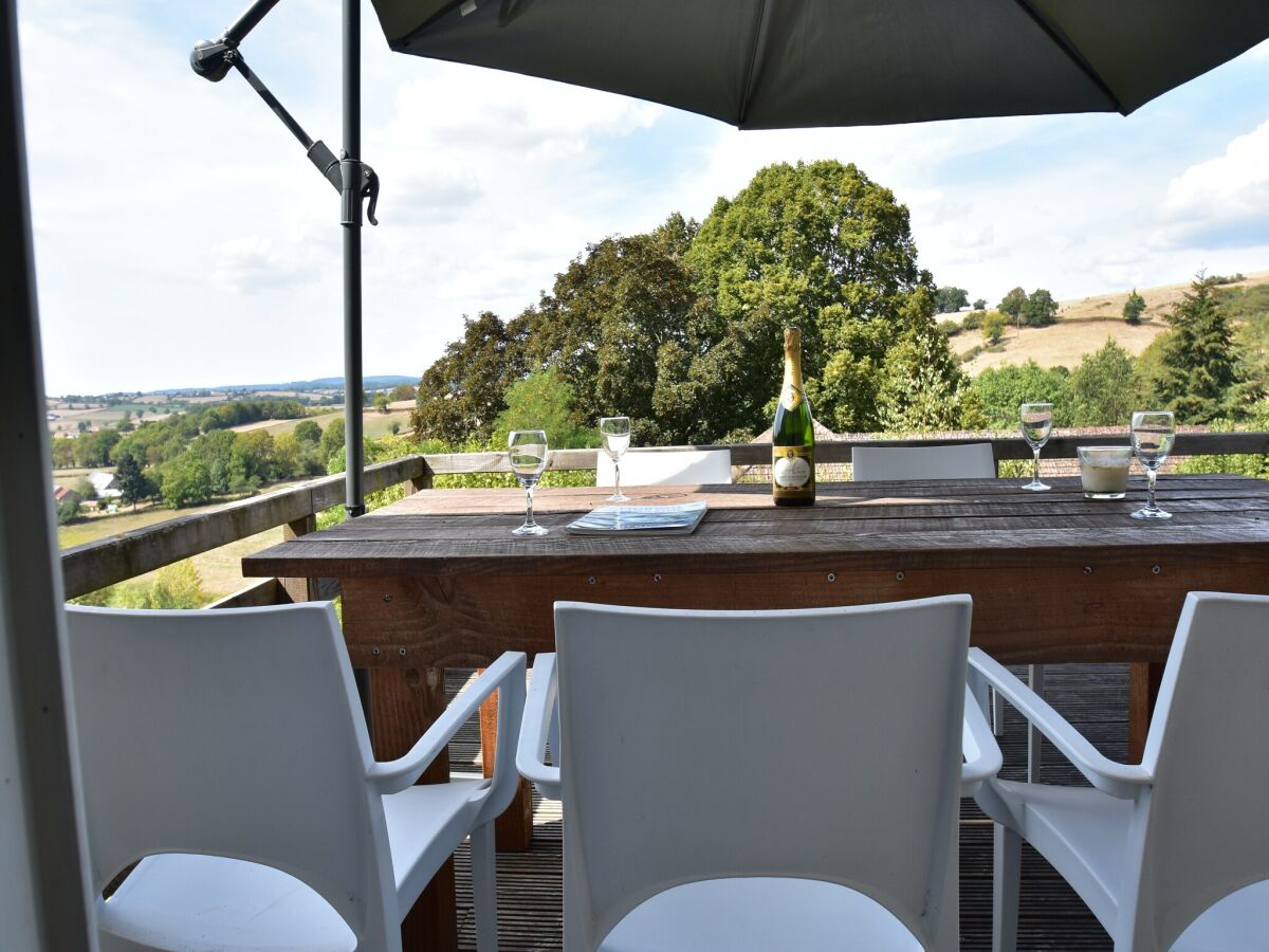 Holiday house Ferienhaus in Luzy mit eingezäuntem Garten - Outdoor photo 5