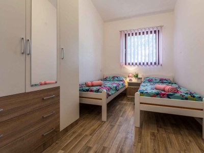 Holiday house Sejdi with private pool - Features photo 10