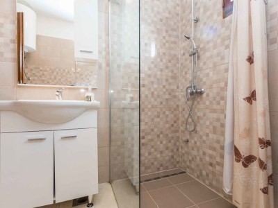 Holiday house Sejdi with private pool - Features photo 12