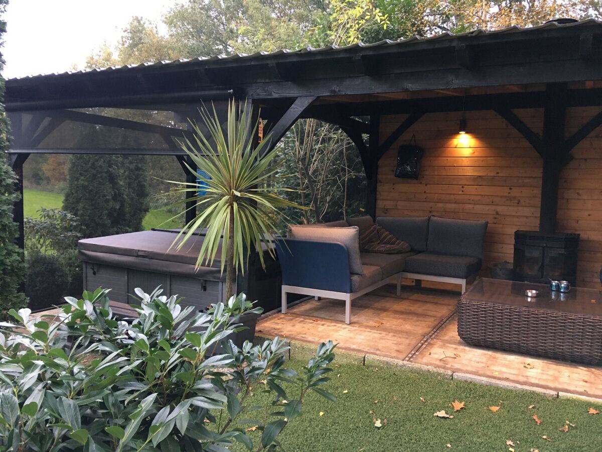 Holiday house Holiday Home in Reutum with Bubble Bath - Outdoor photo 4