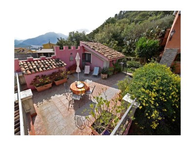 Holiday house Castello Rosso I - Outdoor photo 4