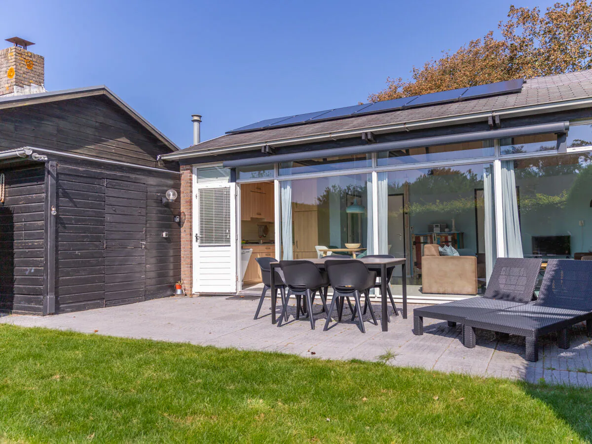 Holiday house Boerenslag 24 - Outdoor photo 2