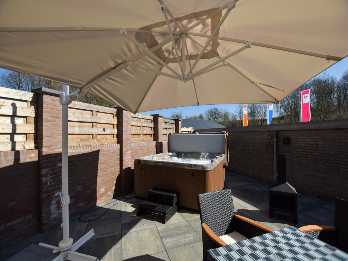 Holiday house Luxushaus in Limburg mit Whirlpool