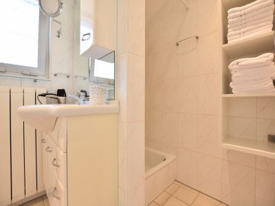 Holiday house Luxushaus in Limburg mit Whirlpool - Features photo 29