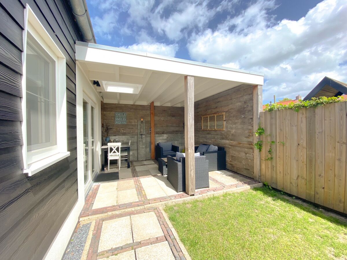 Holiday house OK20 Holiday Home Oostkapelle - Outdoor photo 4