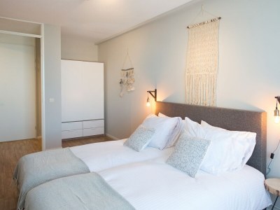 Apartment Sea-view apartment with balcony - Features photo 11