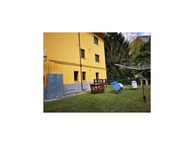 Chalet Großzügiges Chalet in Antey-Saint-André in Skigebietnähe - Outdoor photo 13