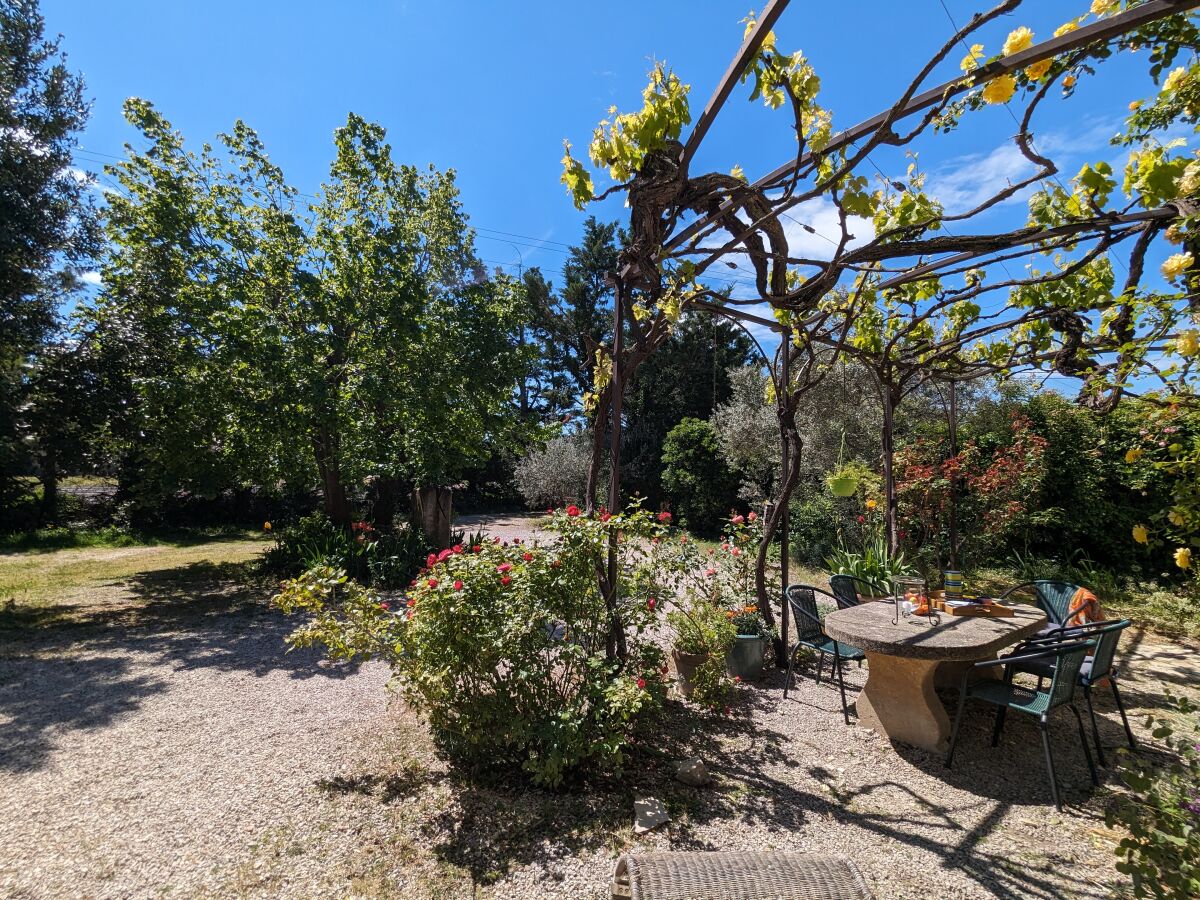 Holiday house Mas la vieille Vigne - Outdoor photo 5