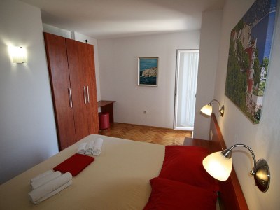 Holiday apartment 1 Villa Opera - Features photo 24