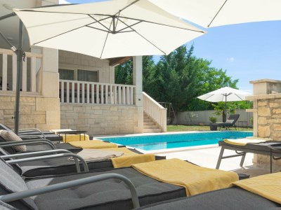 Villa Coridigo | Panoramic Views and Privacy - Outdoor photo 27