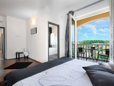 Villa Coridigo | Panoramic Views and Privacy - Features photo 36