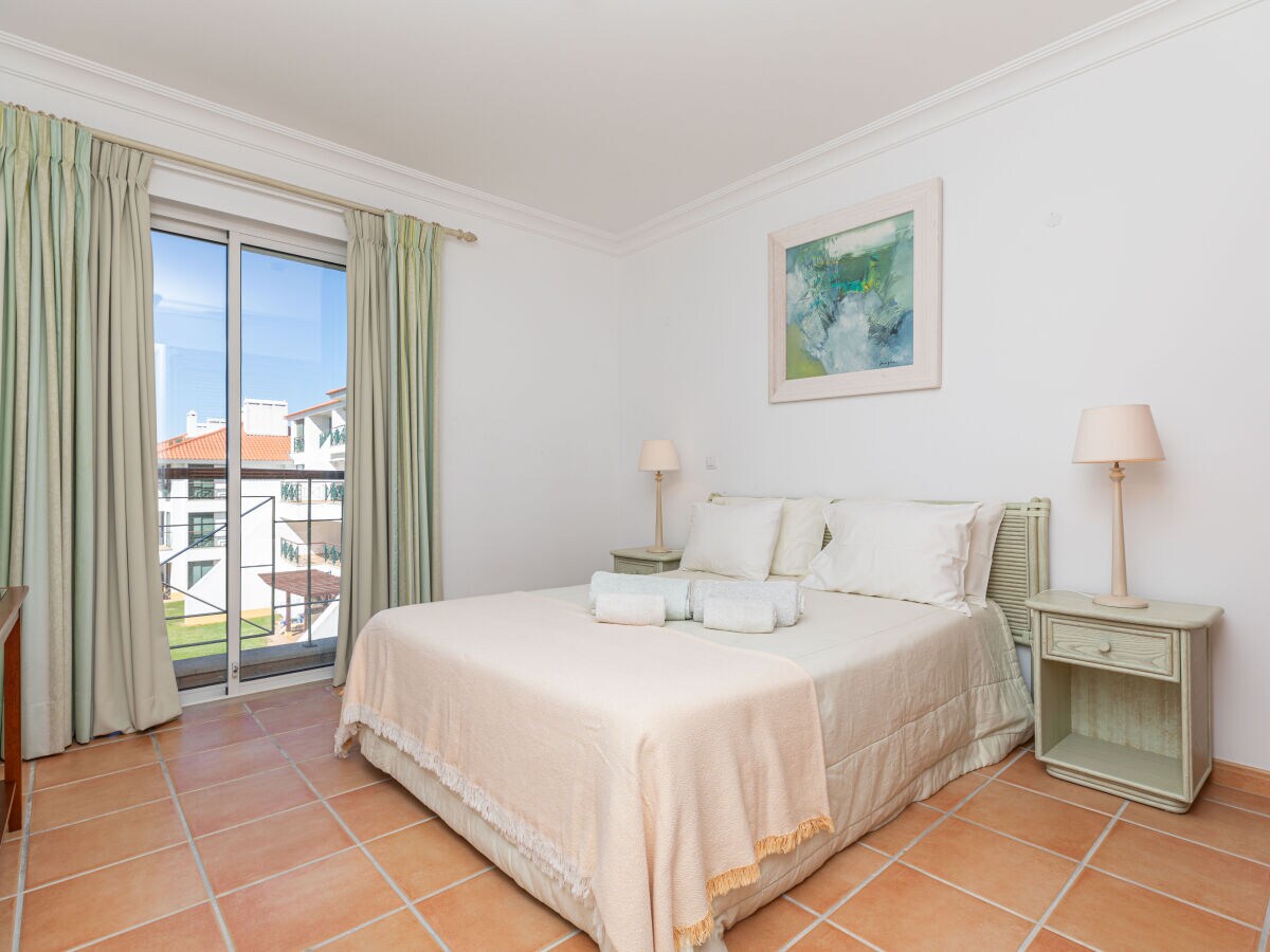 Apartment Orange Apartment - Features photo 5