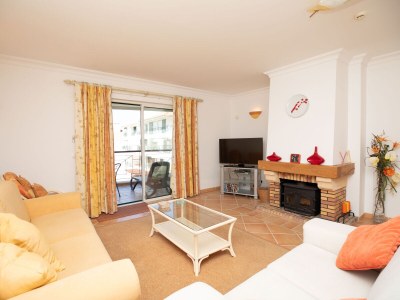 Apartment Orange Apartment - Features photo 13