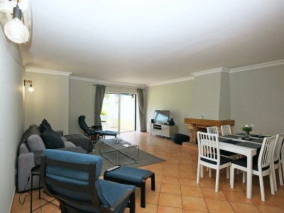 Holiday apartment Young - Features photo 7