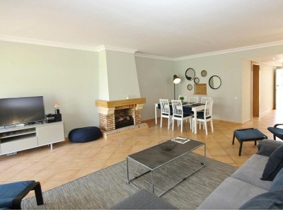 Holiday apartment Young - Features photo 8