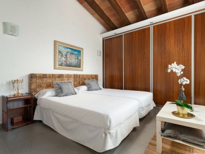 Villa Bellpuig - Features photo 47