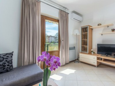 Apartment Koseto Tar - One-Bedroom Apartment No.2 with Balcony - Features photo 15