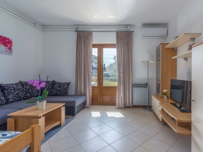 Apartment Koseto Tar - One-Bedroom Apartment No.2 with Balcony - Features photo 16