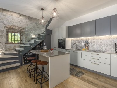 Villa Lori with Pool and Hot tub - Features photo 11