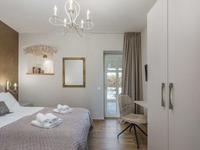 Villa Lori with Pool and Hot tub - Features photo 12