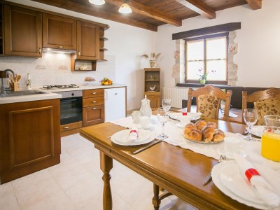 Apartment House Ema - Apartment Jakici No.1 with Pool View - Features photo 18