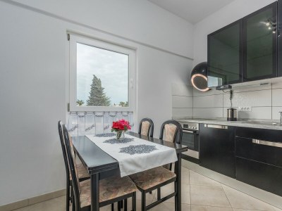 Apartment Apart Residence Leko - Two-Bedroom Apartment No.1  with Shared Pool - Features photo 12