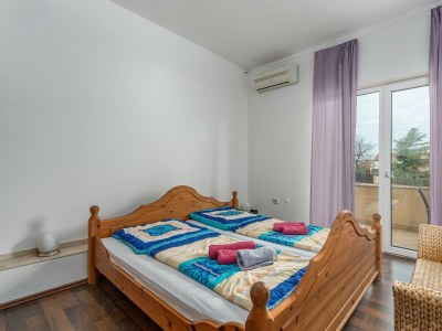 Apartment Apart Residence Leko - One-Bedroom Apartment No.5 with Shared Pool - Features photo 9