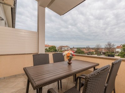 Apartment Apart Residence Leko - Apartment No.3 with Balcony and Shared Pool - Outdoor photo 3