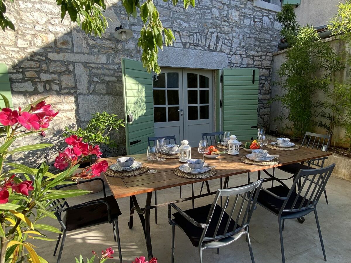 Villa Kalu mit Pool near Rovinj - Outdoor photo 2