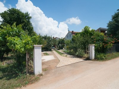 Apartment - Apartment Teri with Terrace and Garden - Outdoor photo 6