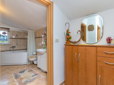 Apartment - Apartment Teri with Terrace and Garden - Features photo 25