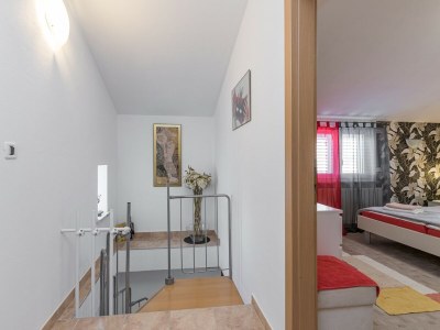 Apartment - Apartment Teri with Terrace and Garden - Features photo 28