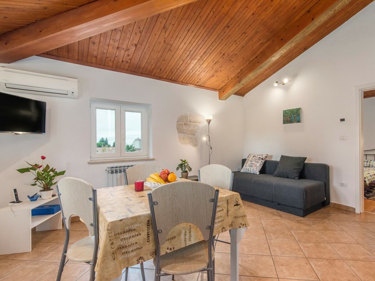 Apartment Apartment Complex Iris - Apartment Iris III in the center of Porec - Features photo 3